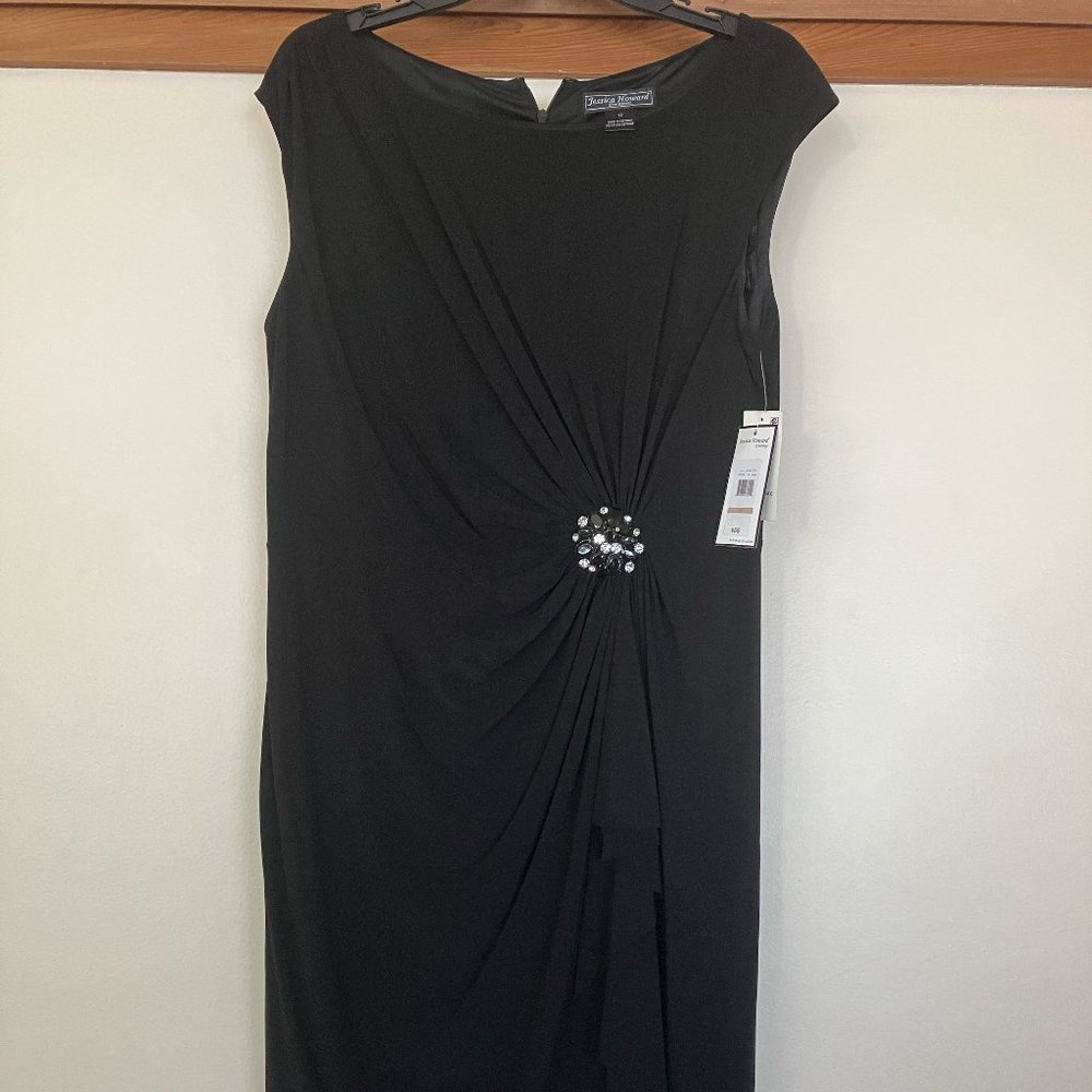 5/$15 NWT Jessica Howard Black Dress with Rhinestone Waist Cinch Clasp Size 12